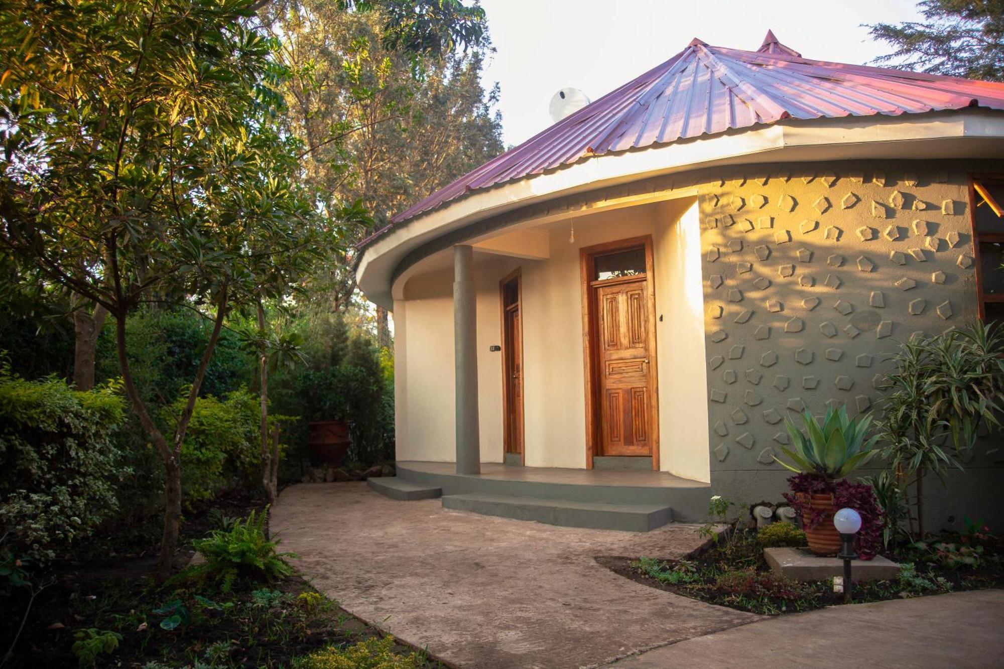 Arusha Planet Lodge Ngoại thất bức ảnh