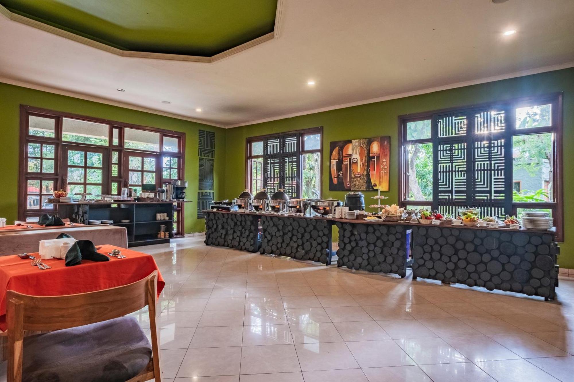 Arusha Planet Lodge Ngoại thất bức ảnh