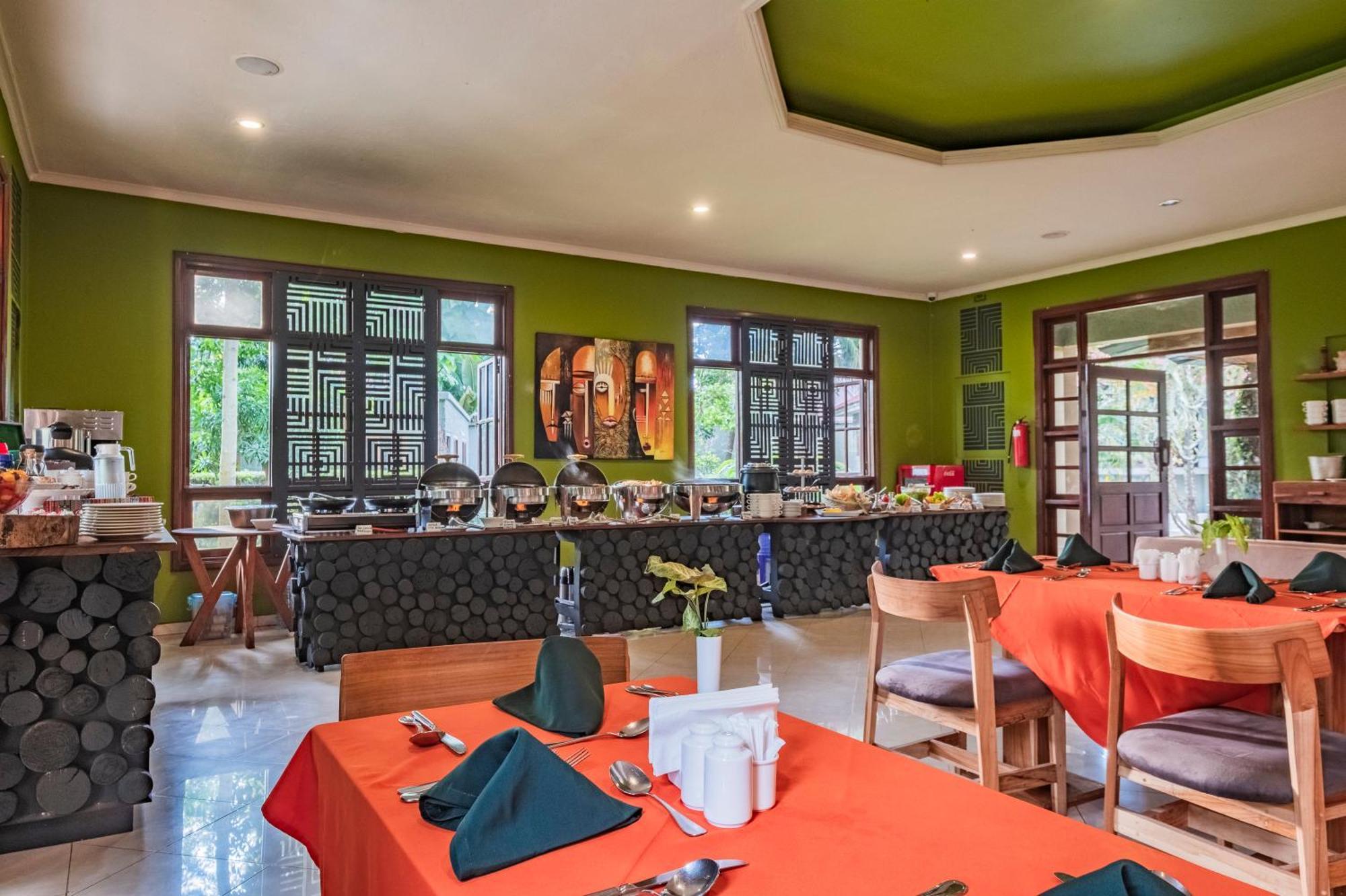 Arusha Planet Lodge Ngoại thất bức ảnh