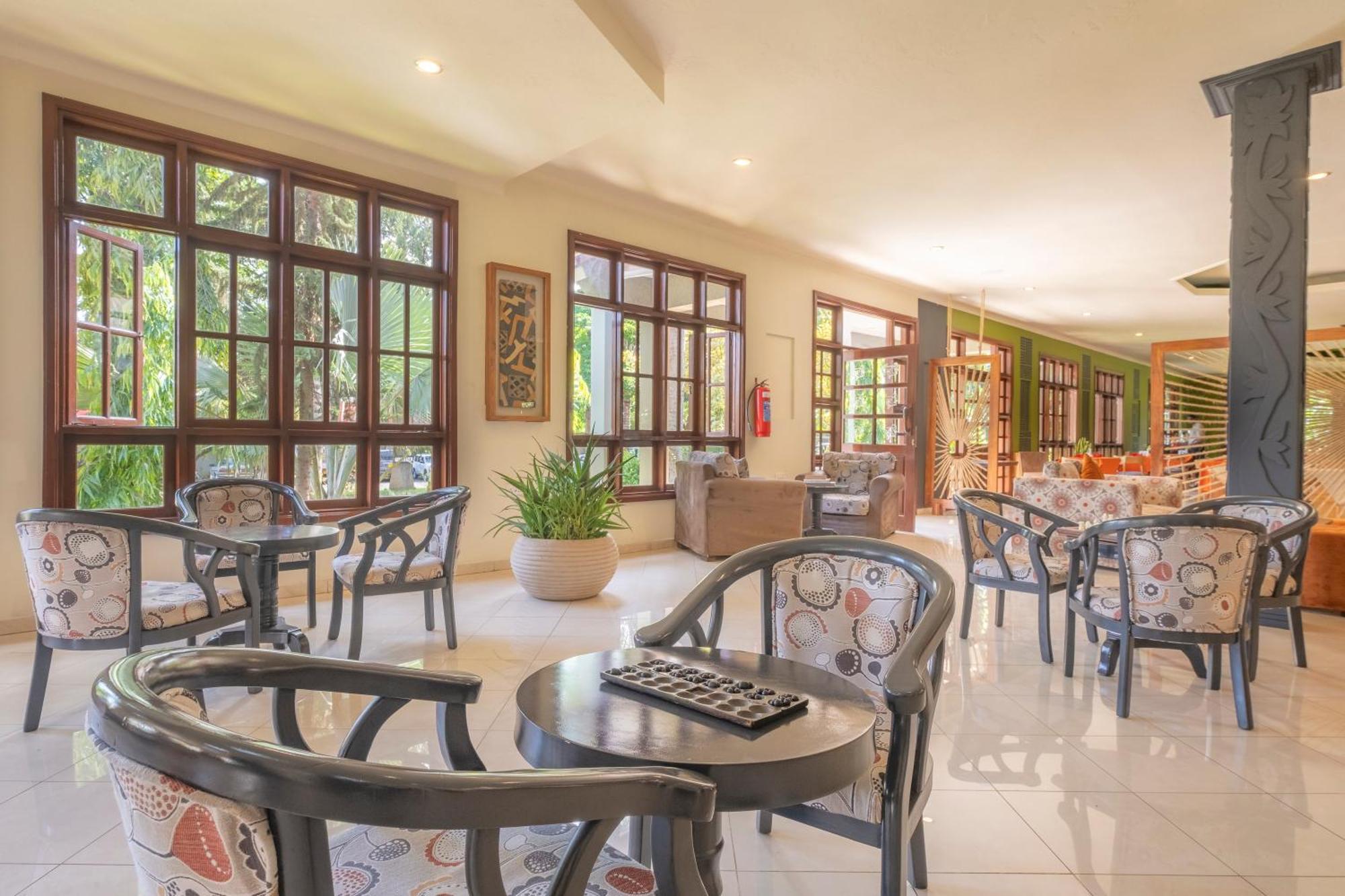 Arusha Planet Lodge Ngoại thất bức ảnh