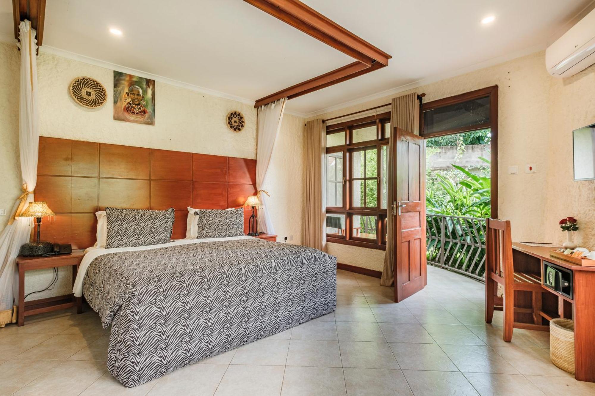 Arusha Planet Lodge Ngoại thất bức ảnh